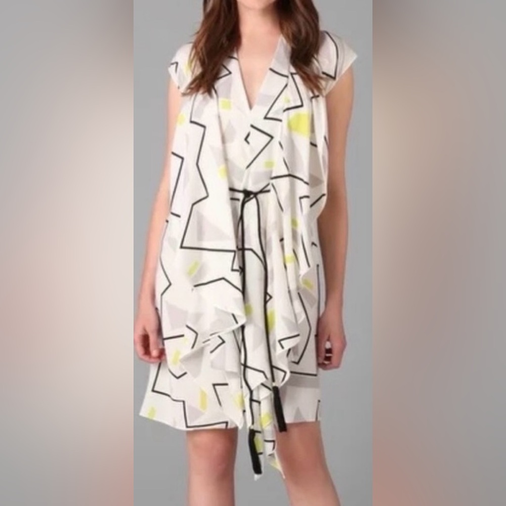 Diane Von Furstenberg  geopoliti sleeveless dress, , 100% silk size-4 New
